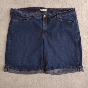 Levis 512 Jean Shorts Women 24W Plus Blue Perfectly Shaping Cuffed Bermuda Denim